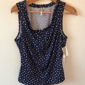 1775 Woman’s Sleeveless paisley Blue Blouse